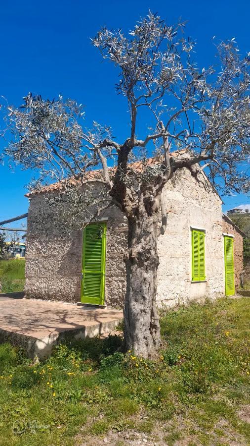 Il Canto Di Kokopelli Country Houses Brattiro Екстериор снимка